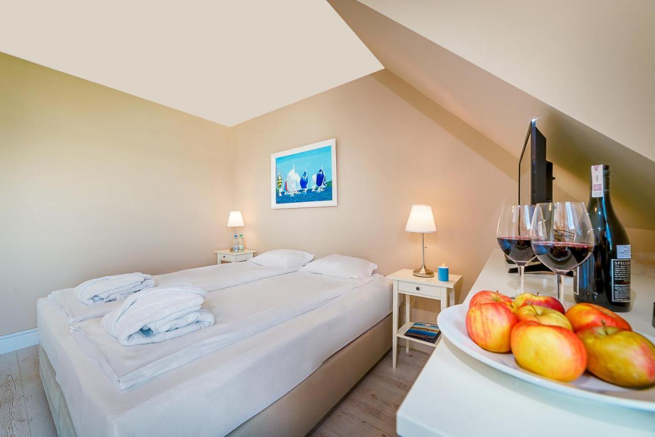 Stare Sady Chillout Rooms "Pod Jabloniami" Mikołajki Exteriör bild